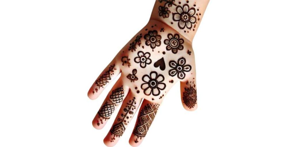 Cute Mehndi Designs For Kids