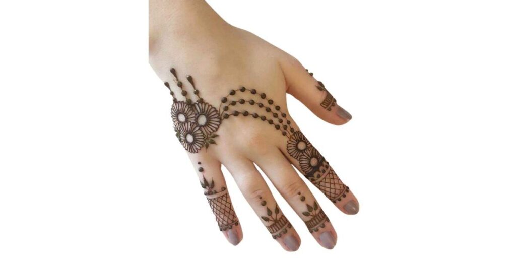 Cute Mehndi Designs For Kids