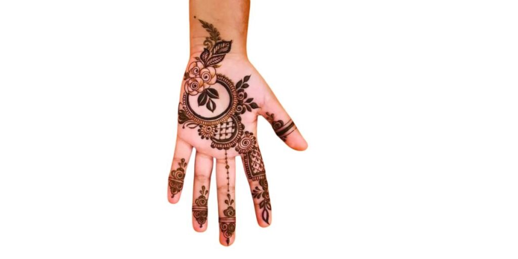 Cute Mehndi Designs For Kids