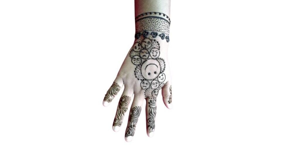 Cute Mehndi Designs For Kids