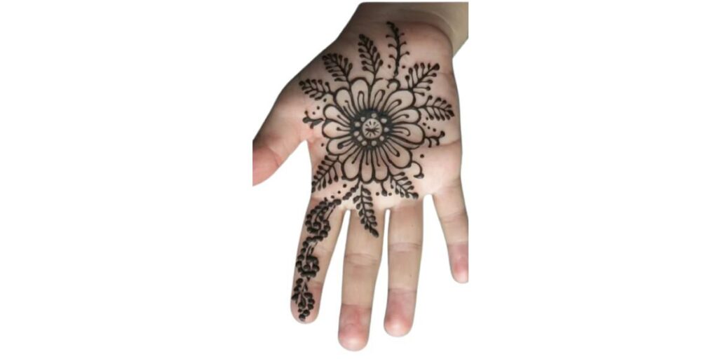 Cute Mehndi Designs For Kids
