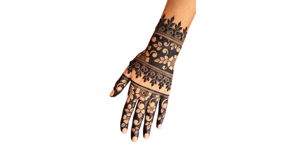 Bold Floral Mehndi Design Back Hand