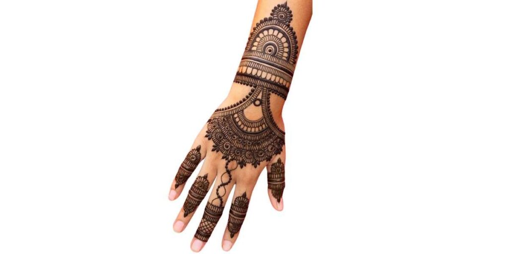 Elegant Dome-Pattern Back Hand Mehndi Design