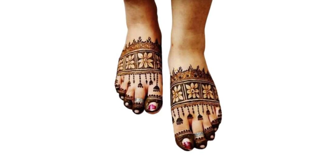 Stylish Foot Mehndi Design