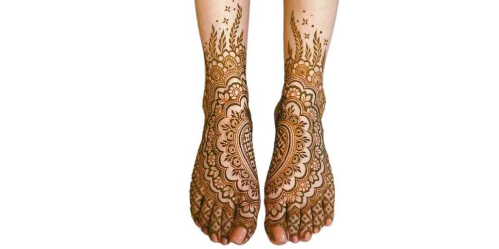 Stylish Foot Mehndi Design